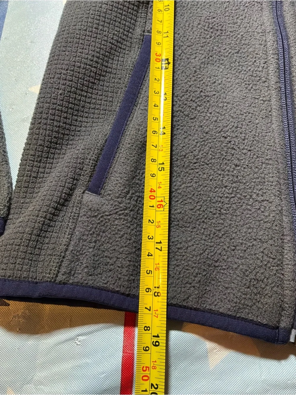 Patagonia gray & blue jacket boys size medium 10